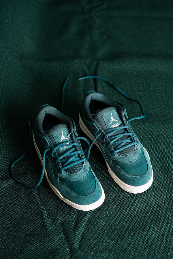 TENIS MUJER AIR JORDAN 4 VERDE OSCURO