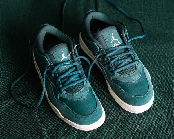 TENIS MUJER AIR JORDAN 4 VERDE OSCURO