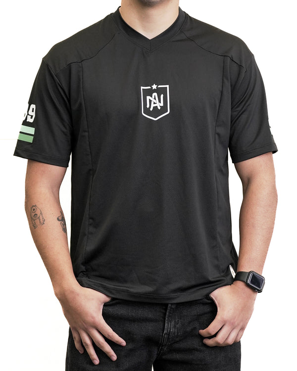 CAMISETA NEGRA HOMBRE AN LPC